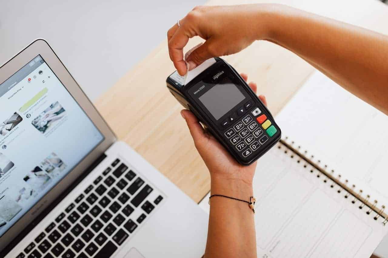 Aplikasi Kasir Berbasis Point of Sales Tingkatkan Penjualan dan Efisiensi Bisnis