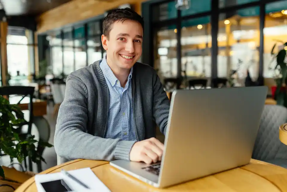 Butuh Freelance? Bekerja di Bidang IT Ini Bisa Dijadikan Opsi