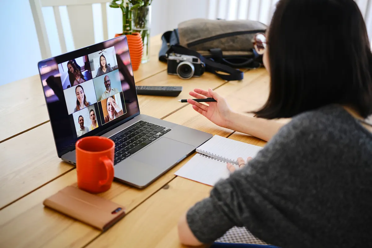 Apa Itu Webinar Serta Manfaatnya Terhadap Bisnis Anda