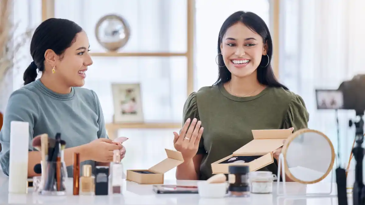 Influencer vs Brand Ambassador, Berikut Perbedaan dari Keduanya_11zon Influencer vs Brand Ambassador, Berikut Perbedaan dari Keduanya
