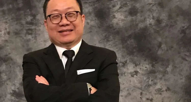 Sosok CEO OVO, Karaniya Dharmasaputra dan Arah Baru Dompet Digital Indonesia