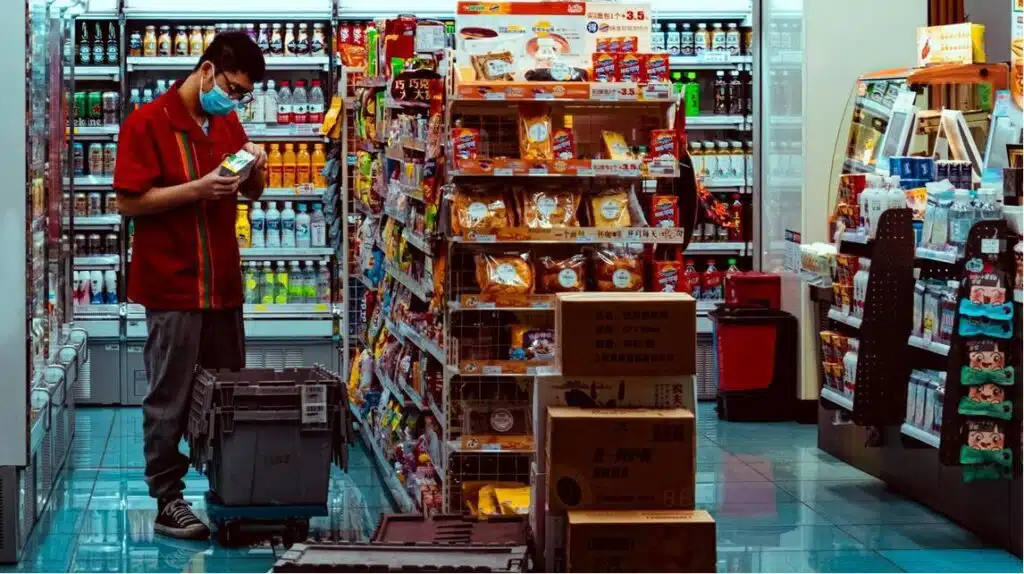 Bisnis Retail, Mesin Dagang yang Terus Bergerak di Tengah Perubahan Konsumen