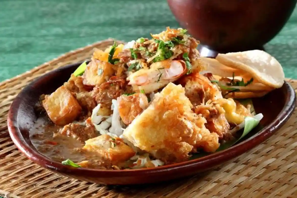 Tahu Gimbal Semarang, Racikan Udang dan Tahu dengan Saus Kacang yang Khas